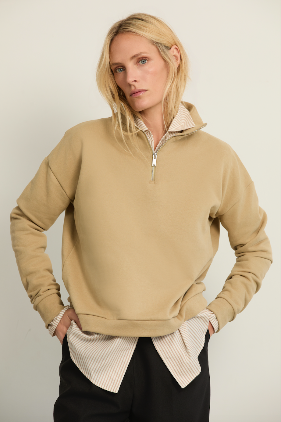 Half - Zip Sweatshirt Camel