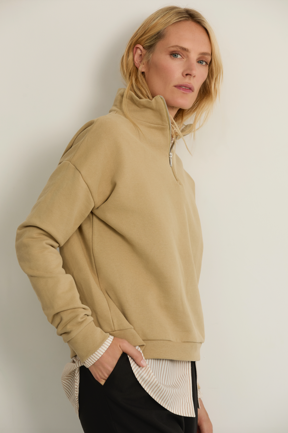 Half - Zip Sweatshirt Camel