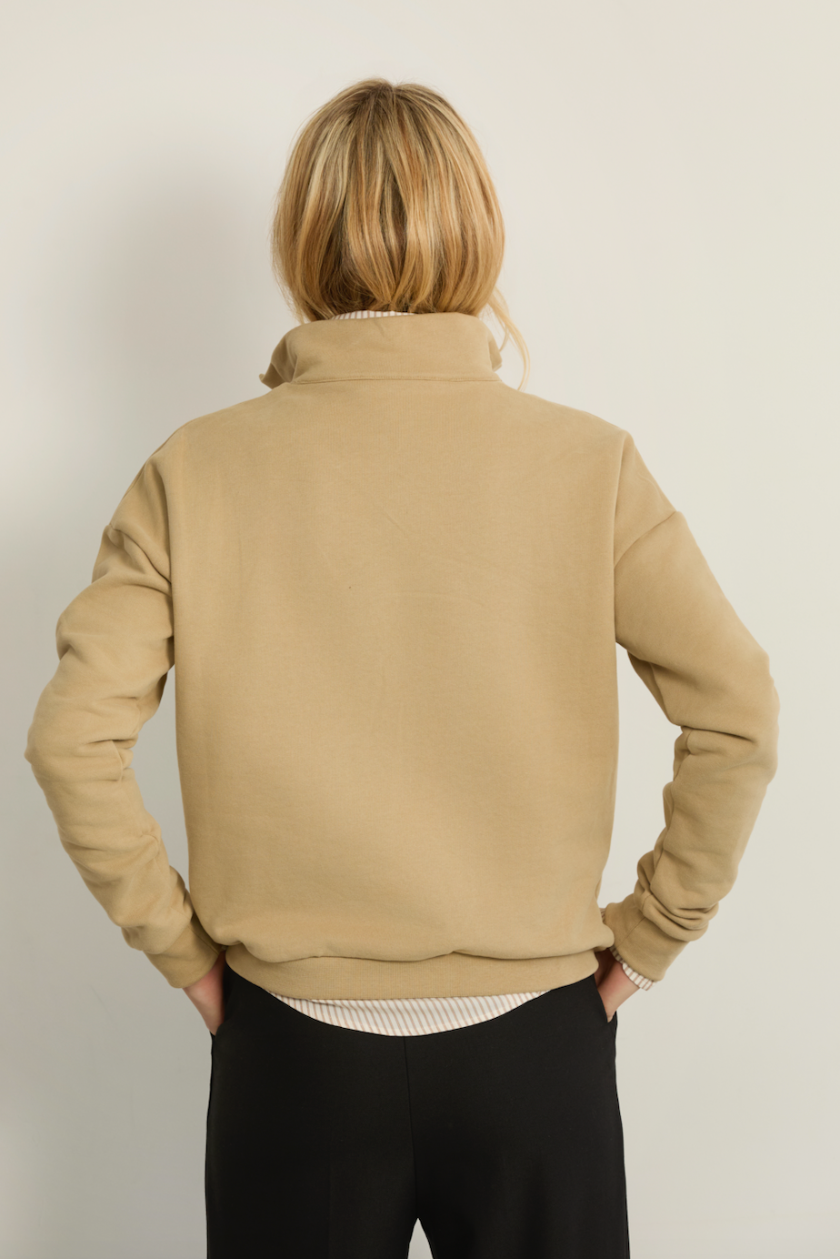 Half - Zip Sweatshirt Camel