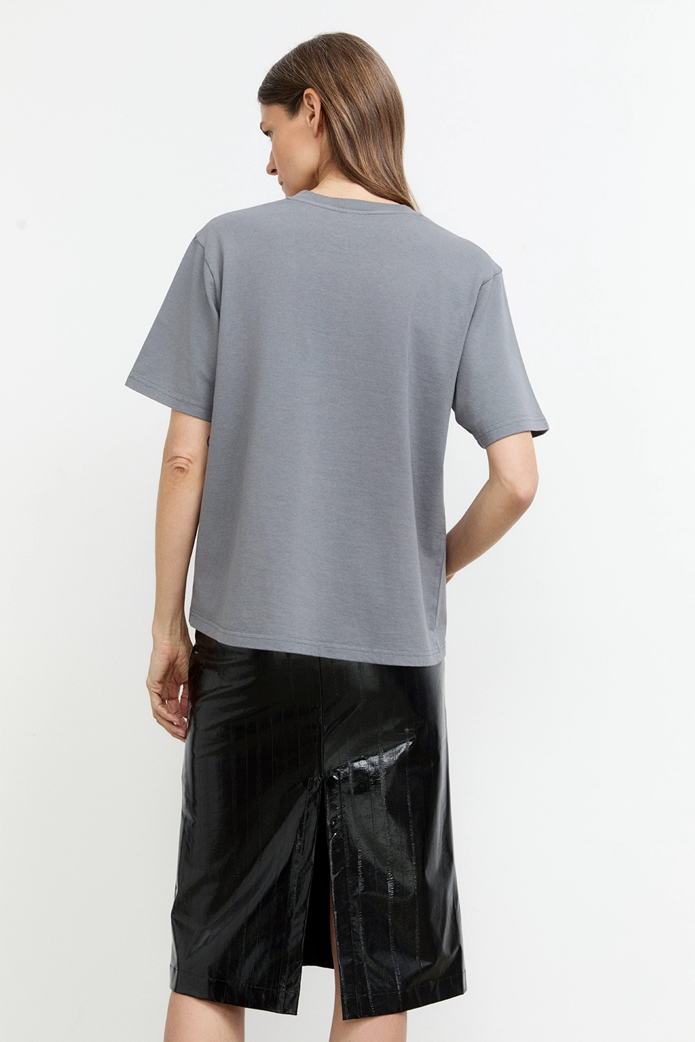 Rivi Tee
